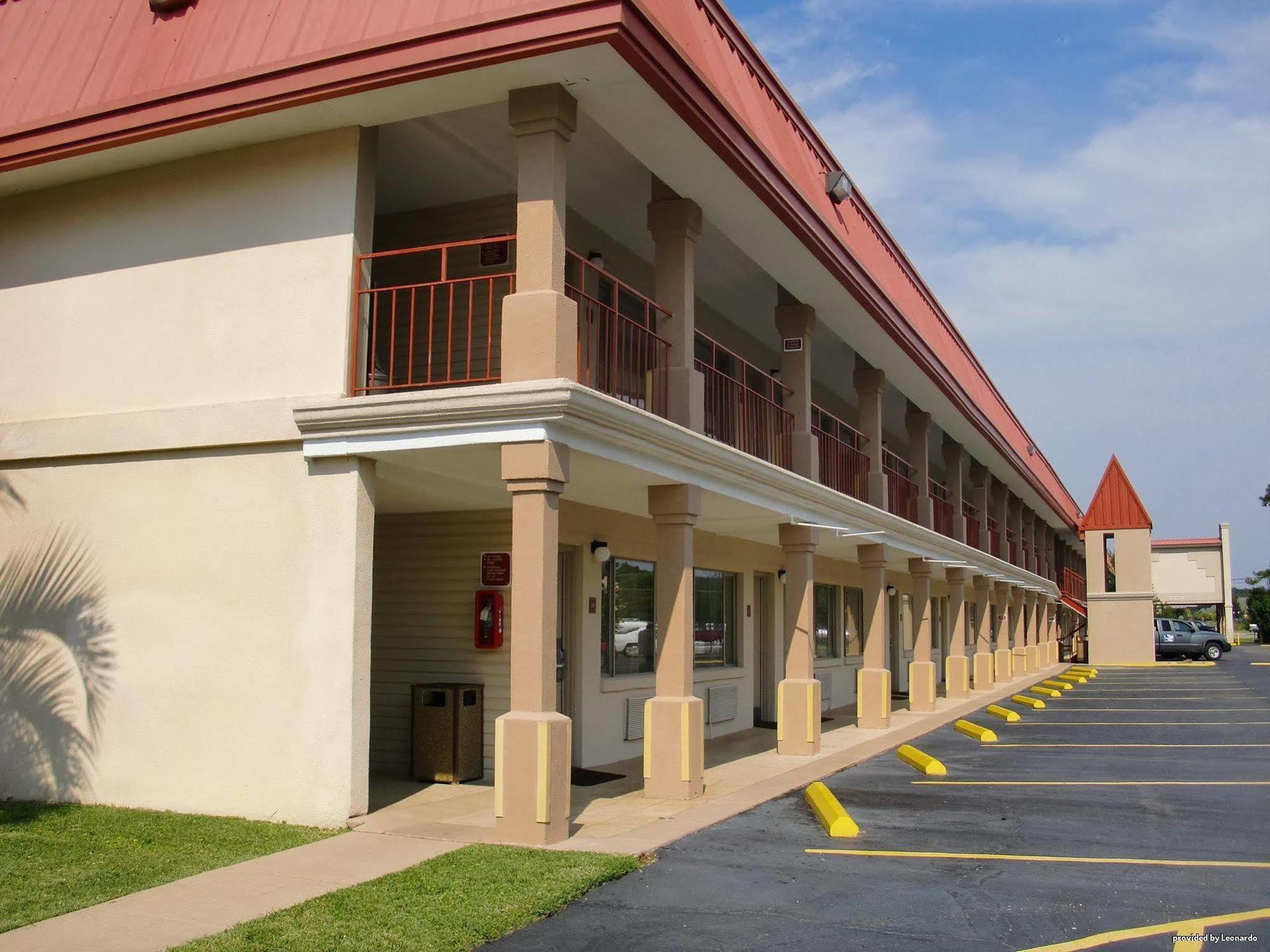 Surestay By Western Hotel